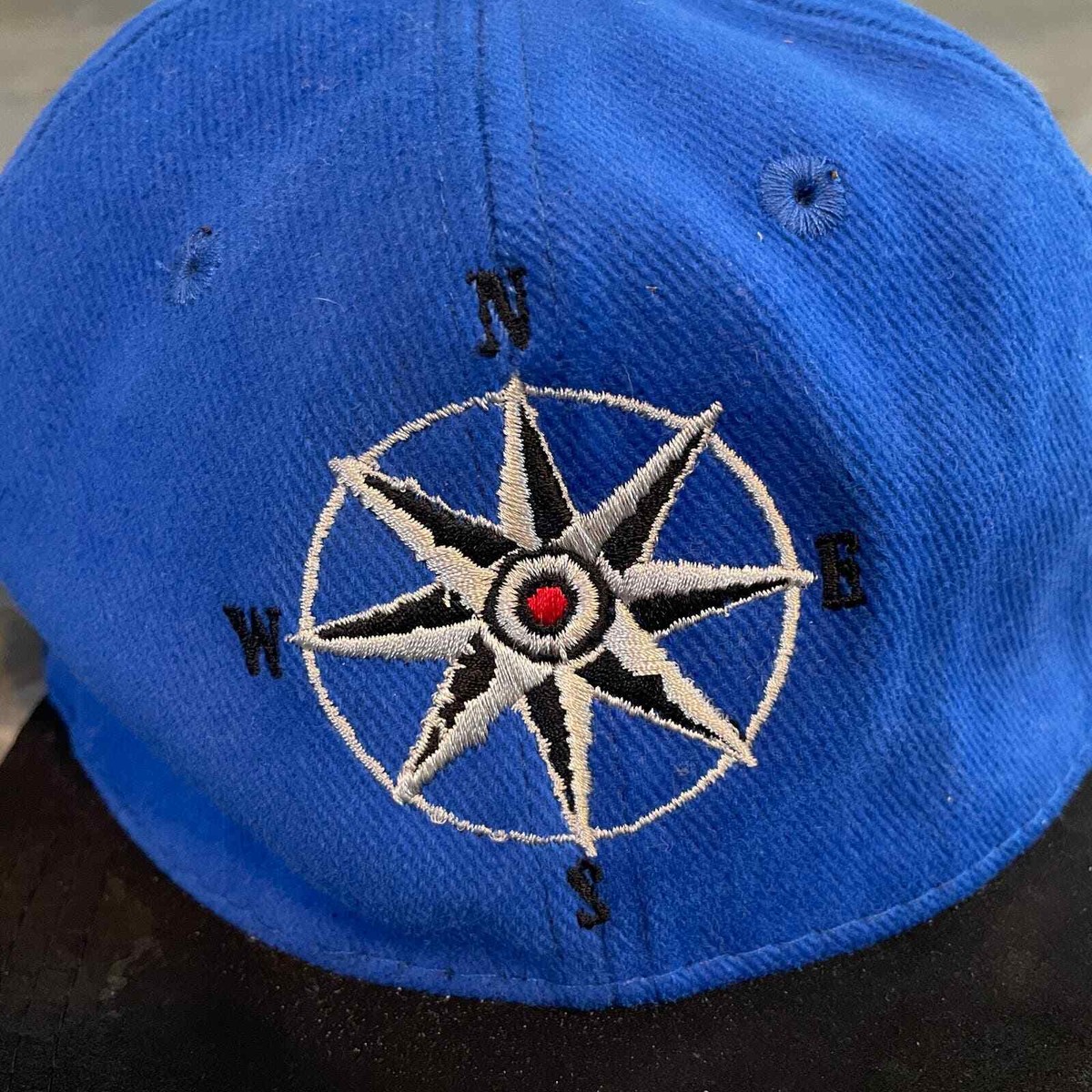 90s Marlboro ヴィンテージキャップ NWT Vintage Marlboro Hat Cap Strap Back Unlimited Gear