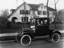 1920 Ford Model T Coupe 11 x 14"  Photo Print