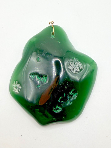 VINTAGE JADE PEBBLE GREEN NEPHRITE JADE STONE PENDANT