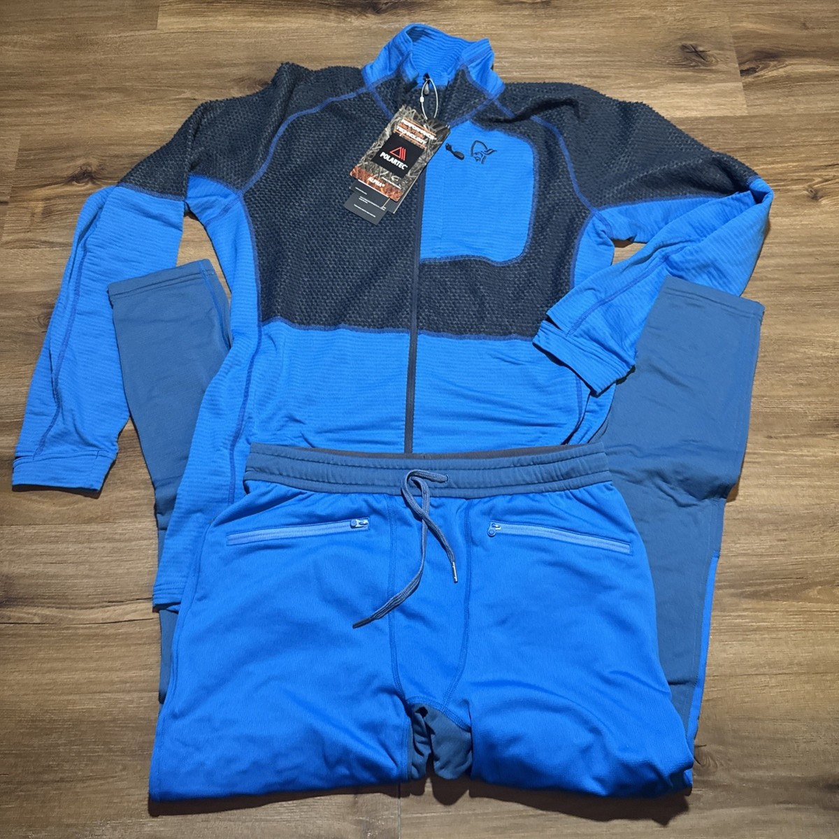ノローナ　LYNGENジャケット　Lサイズ Norrona Mens LARGE Lyngen Alpha90 Jacket & Falketind Warm1