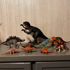 Toy dinosaurs lot of 9