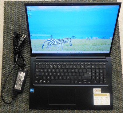 ASUS VivoBook 17 X1704Z Intel Pentium Gold 8505 8GB 256GB SSD 17.3'' FHD