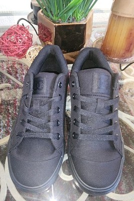 DC Shoes DC Chelsea Women s 8 / Men's 7 Low Top All Black SK8 Skate Shoes NWT!