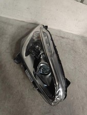 Feu avant (phare) Peugeot 208