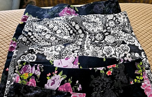 NEW Lot 3 Slimming Options Legging XS Black Floral White BLK 1Crop 2long RT$150 - Picture 2 of 6