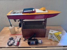 Vintage / Antique Wooden RC Speed Boat with Irvine 25 Marine Nitro Engine