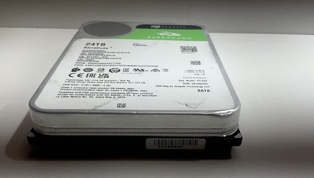 【ジャンク】Seagate BarraCuda 24TB 内蔵 HDD Seagate BarraCuda 24TB HDD ST24000DM001 7200RPM SATA – FOR PARTS