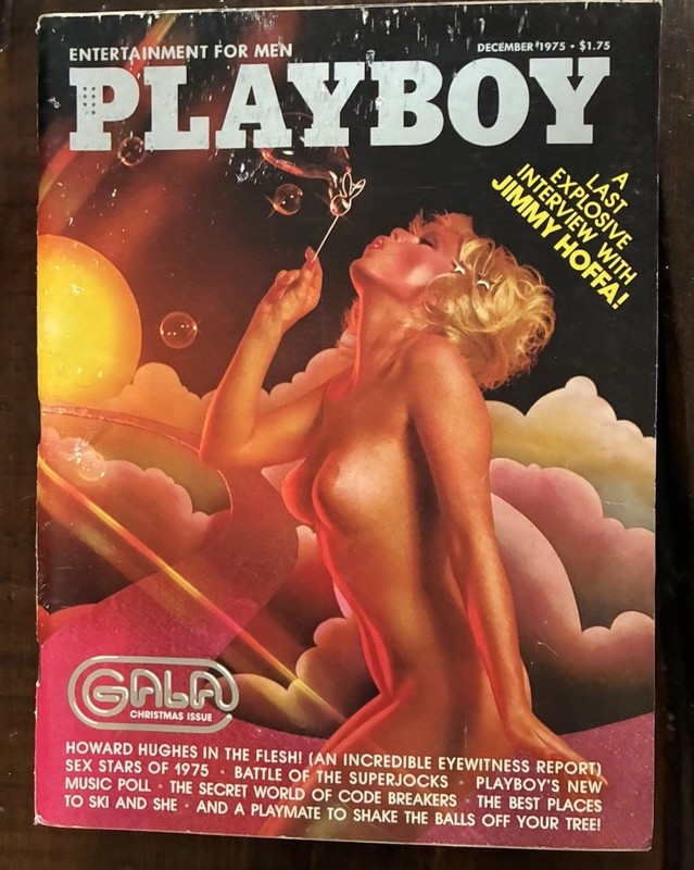 PLAYBOY MAGAZINE DECEMBER 1975 VG+++  Complete- Centerfold Mint