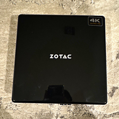 ZOTAC ZBOX-BI325 Mini PC Intel N3150 1.60GHz Intel HD 8GB 120GB SSD