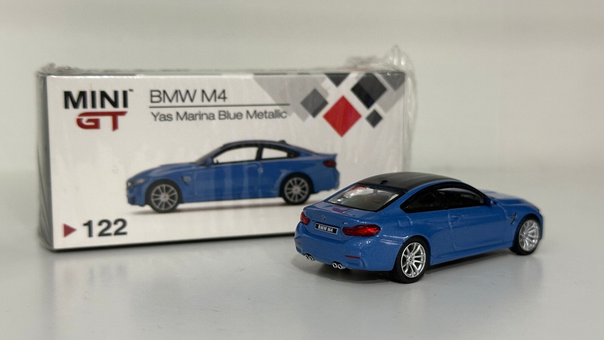 ミニカー MINI GT BMW M4 Yas Marina Blue llic MINI GT 122 BMW