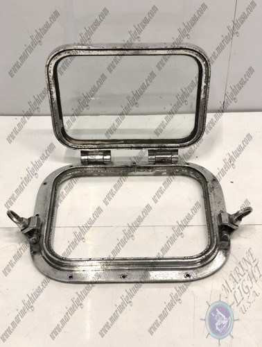 Ventana cuadrada de ojo de buey de aluminio recuperado antiguo de calidad sólida con 2 perros - Imagen 4 de 8