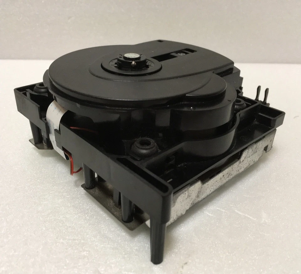 Nintendo Gamecube DOL-001 Replacement Optical Laser Drive Assembly part 002 - Image 3 of 4