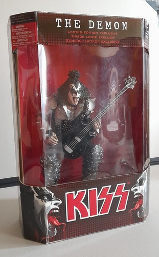 MCFARLANE ACTION FIGURE KISS 2002 THE DEMON/GENE SIMMONS 12" 30 cm "DESTROYER" - Foto 4 di 8