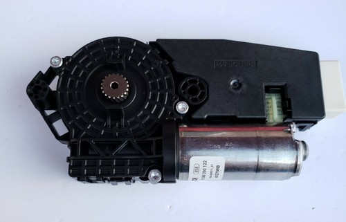Mercedes Benz GLC Pano Roof Glass Motor A2539001905 - Picture 2 of 2