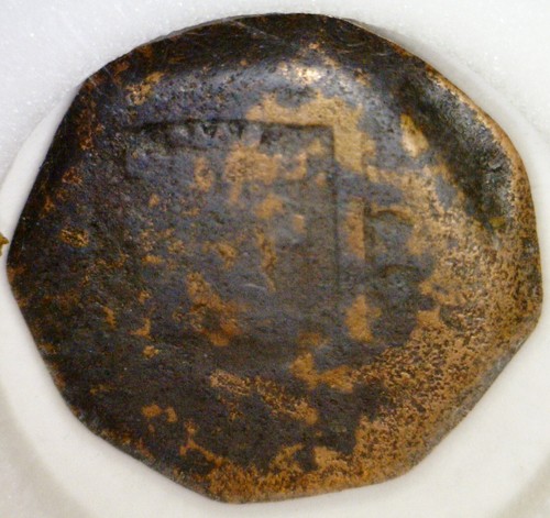 1600 's PIRATE Era Spanish Colonial Treasure LION & CASTLE Coin n Hard Holder NR - Picture 2 of 4