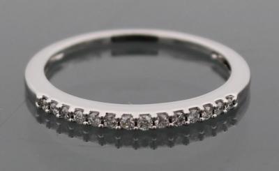 Simple 10k White Gold Diamond Ring Band Size 7 SI2/H