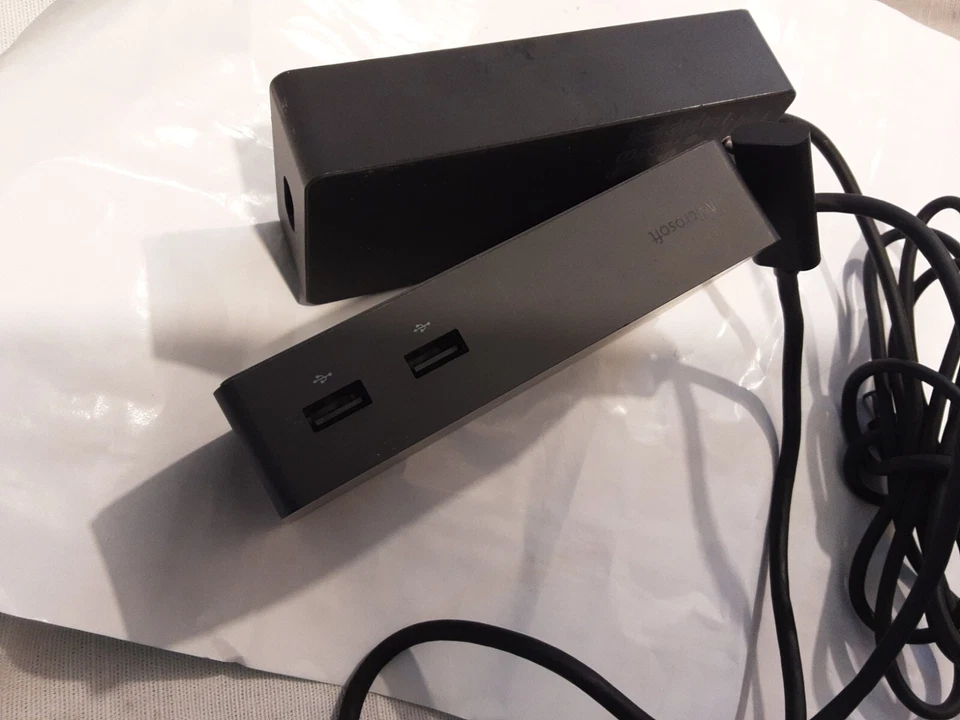 Microsoft 1661 Surface Pro 3 Pro 4 Pro 5 Pro 6 Pro 7 ProX Docking Station + PSU - Image 3 of 4