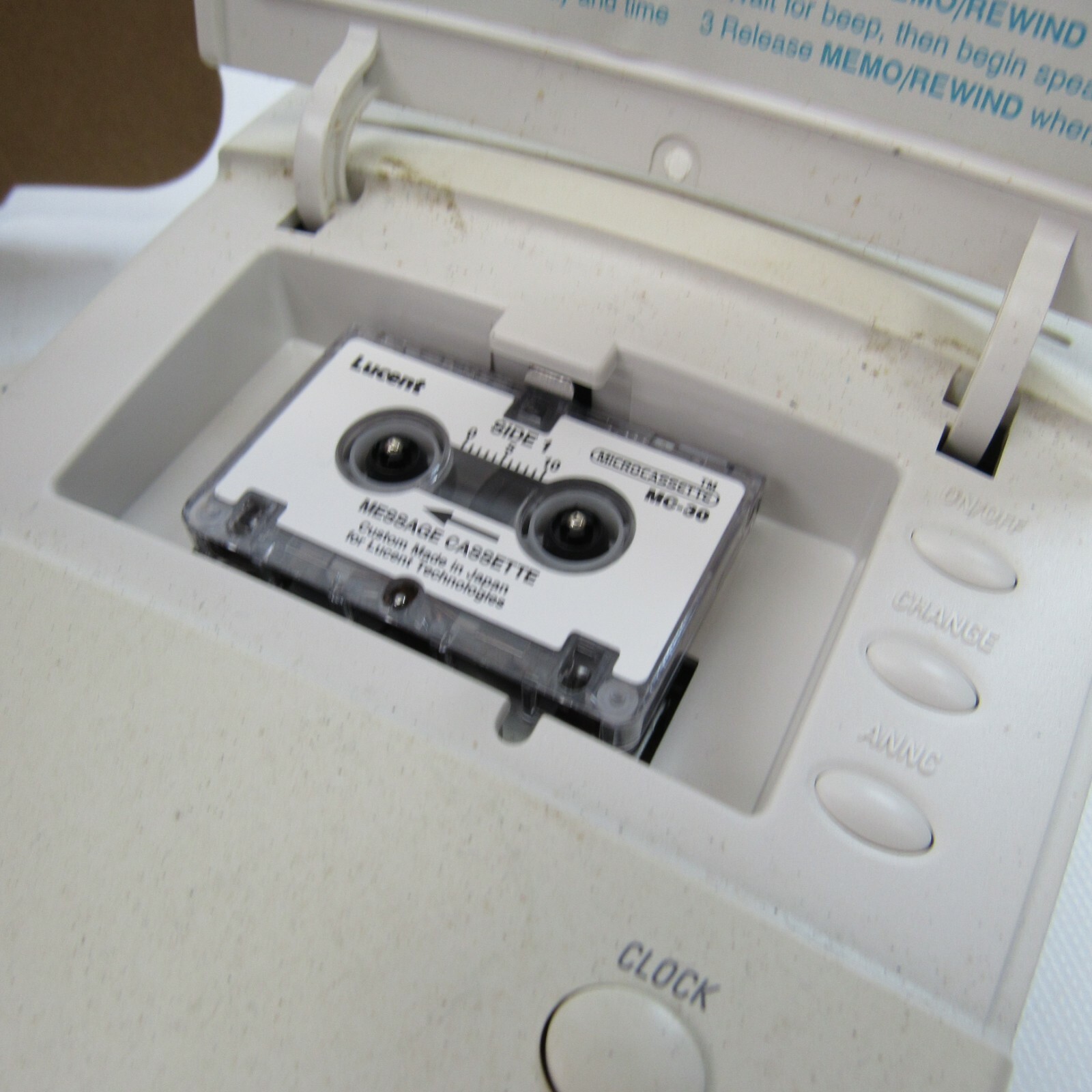 AT&T Answering System With Time & Day Answer Machine Remote Playback
