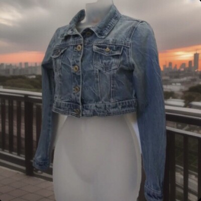 Amethyst Series 31, Juniors Size Medium Girls Cropped Blue Denim Jean Jacket