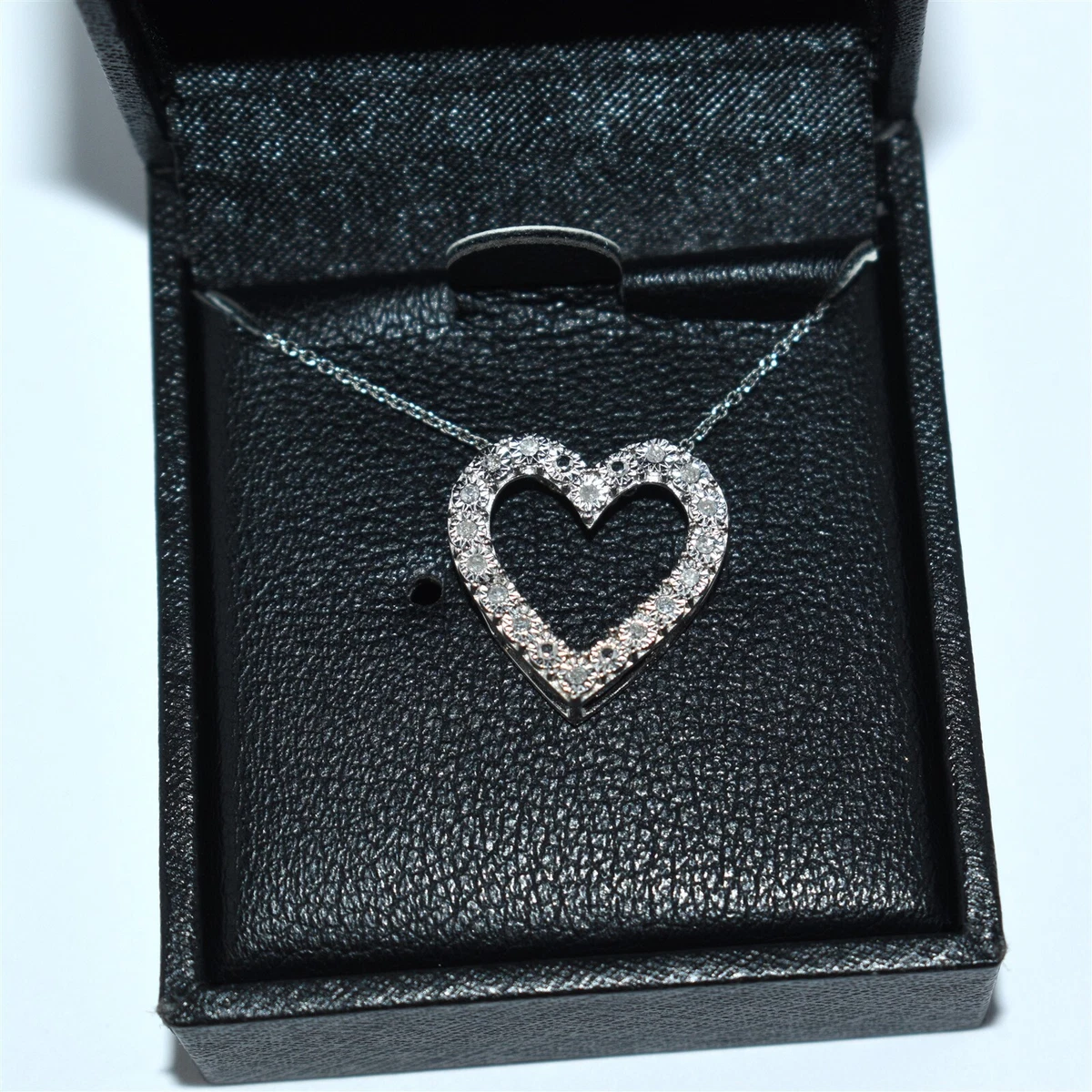 Rh macy and shop co heart necklace