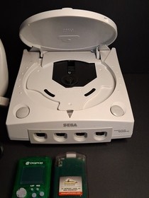 Sega Dreamcast Console HKT-3020 BUNDLE + Visual Green Memory Card / Pelican 4x 
