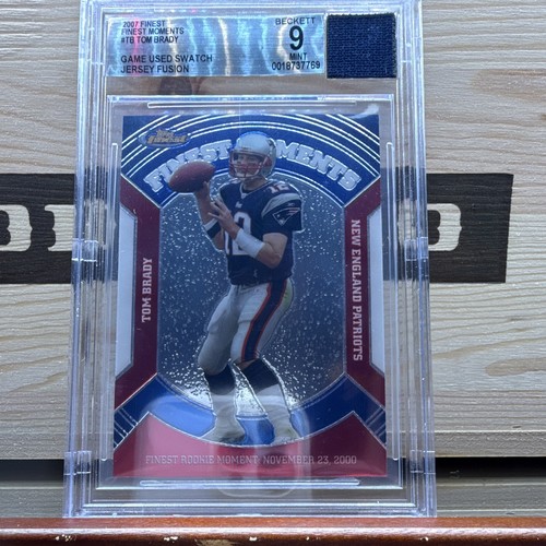 Topps 2007 Finest Moments Tom Brady Game Used Jersey #VFM-TB BGS 9