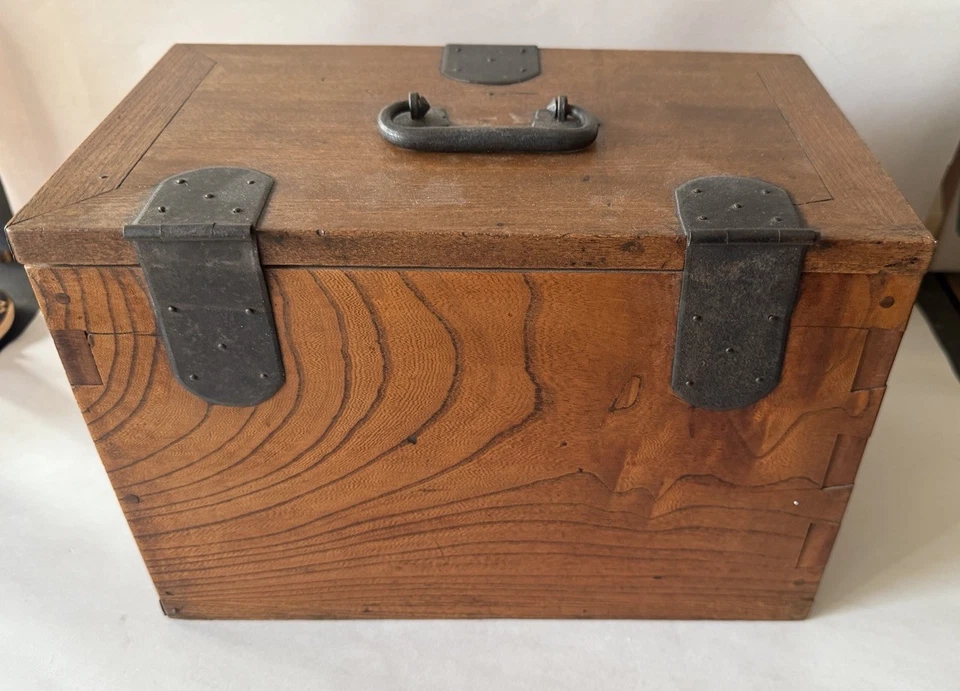 Antique Japanese Dovetailed Wood Calligraphy Writing Box with Iron Hardware - Image 4 of 4