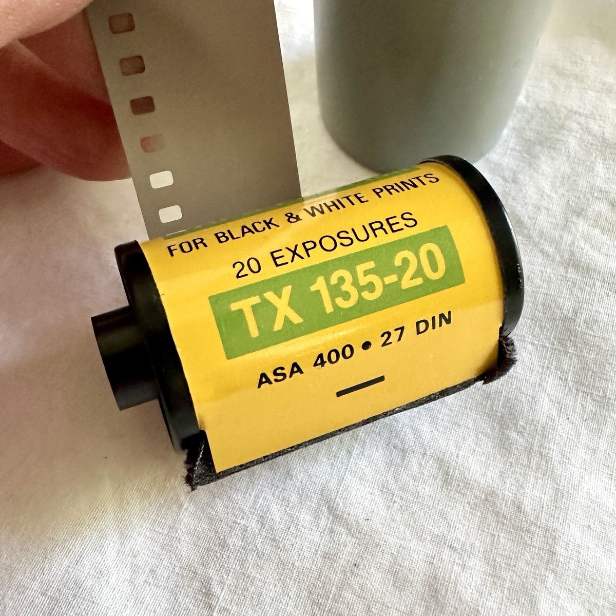 VINTAGE UNUSED KODAK TRI-X BLACK AND WHITE FILM TX 135-20 PRINTS