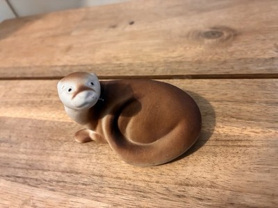 Otter Figur Highbank Porzellan Studiokeramik Tier