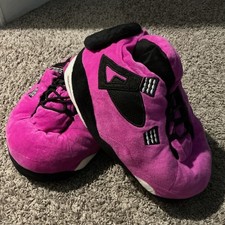 Novelty Fleece Slippers Women US 7 Pink/Black Flat Comfort Closed Toe