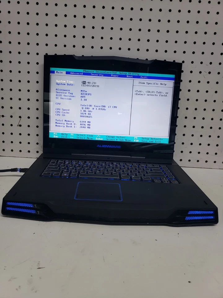 Dell Alienware M15x P08G Laptop Computer -15" Screen NO HDD -8GB RAM, BOOT TO BI - Image 4 of 4