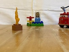 LEGO Duplo Cars Sets : Hook’s Schrottplatz, Luigi‘s Werkstatt, Feuerwehrauto Red