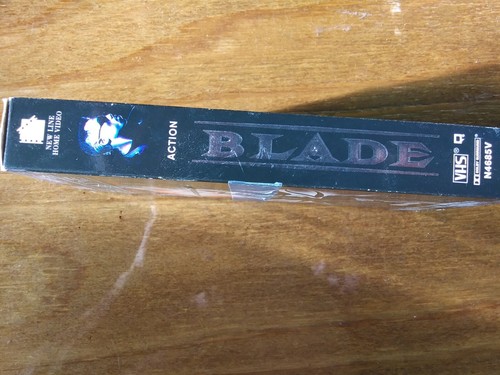 Blade 1 (1998 VHS) and Blade 2 (2002 DVD) - Imagen 6 de 8
