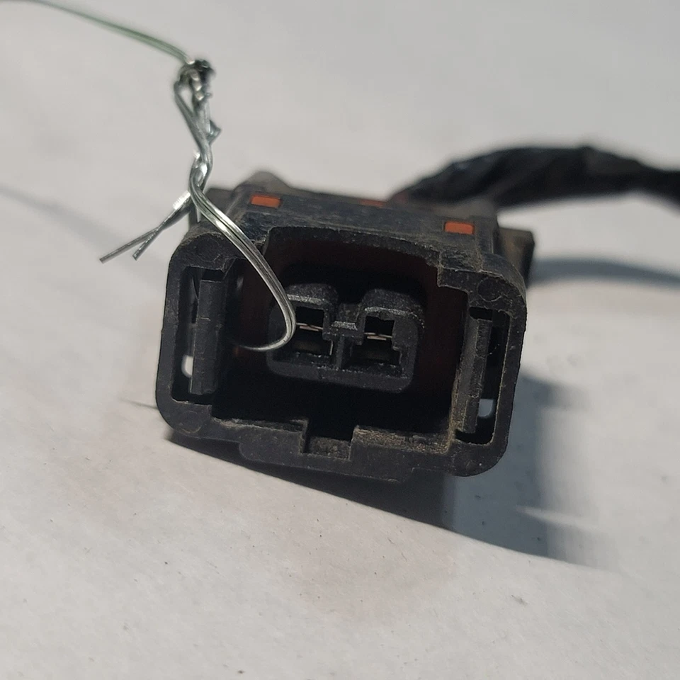 ⭐⭐CONECTOR INYECTOR DE COMBUSTIBLE JEEP WRANGLER 1997-1998 FABRICANTE ORIGINAL⭐⭐ Foto 2 de 2