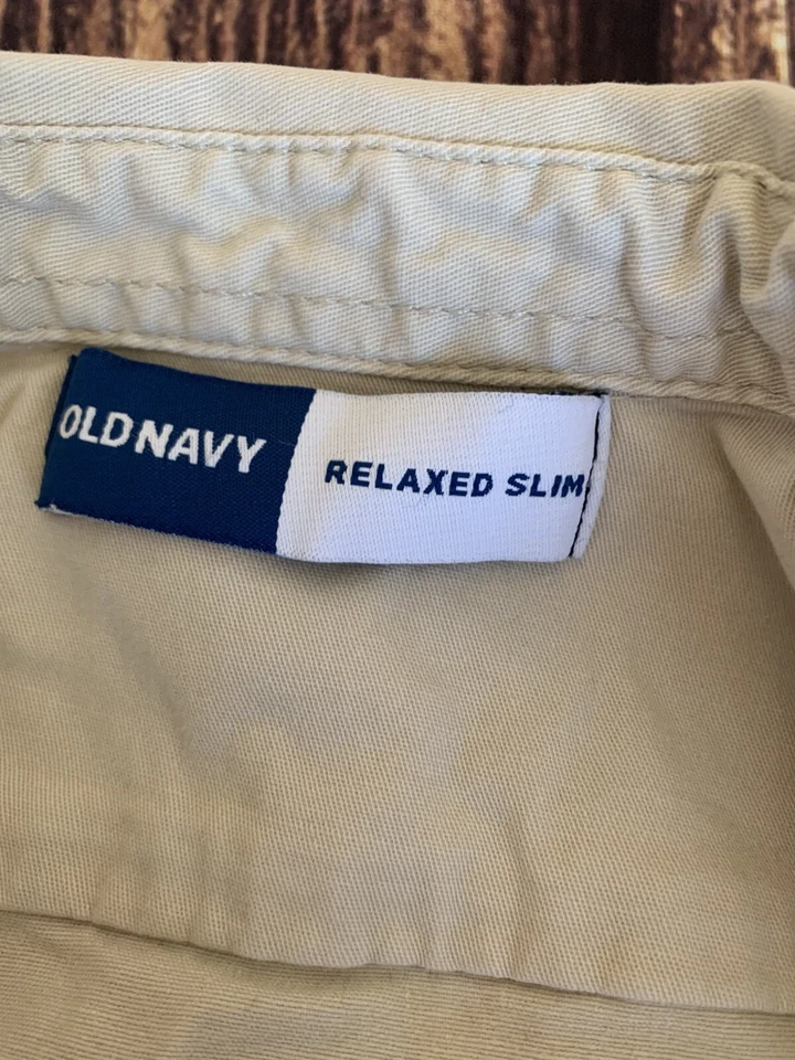 Mameluco caqui con cuello ajustado relajado manga corta azul marino antiguo talla: 2T Foto 4 de 4