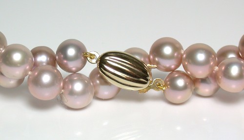 8-8.5mm AAA quality metallic pink-gold freshwater pearl & 9 carat gold necklace - Picture 3 of 5