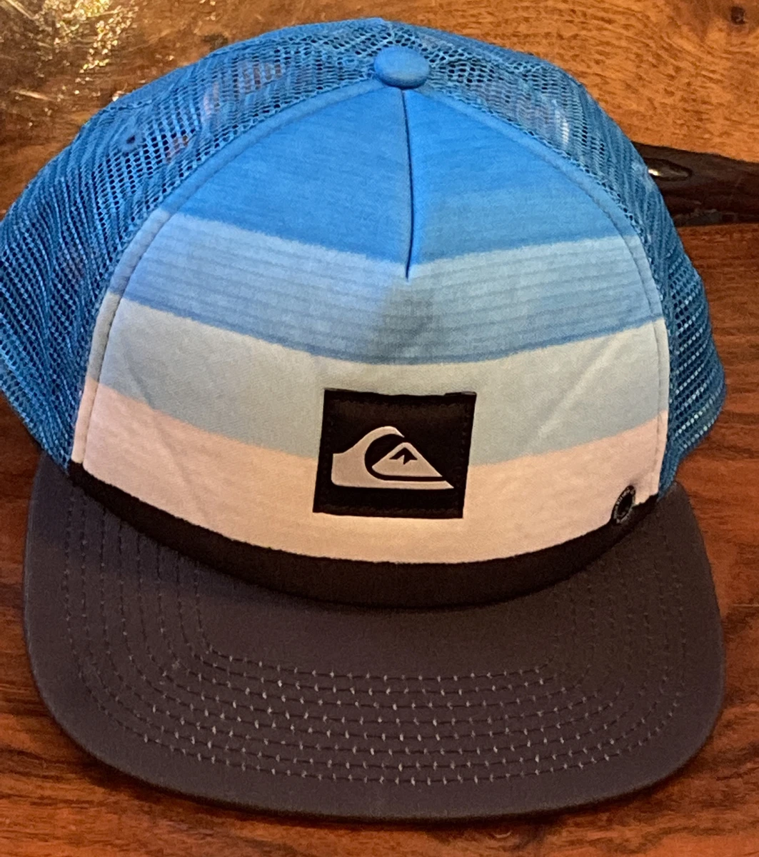 Quicksilver trucker hat hotsell