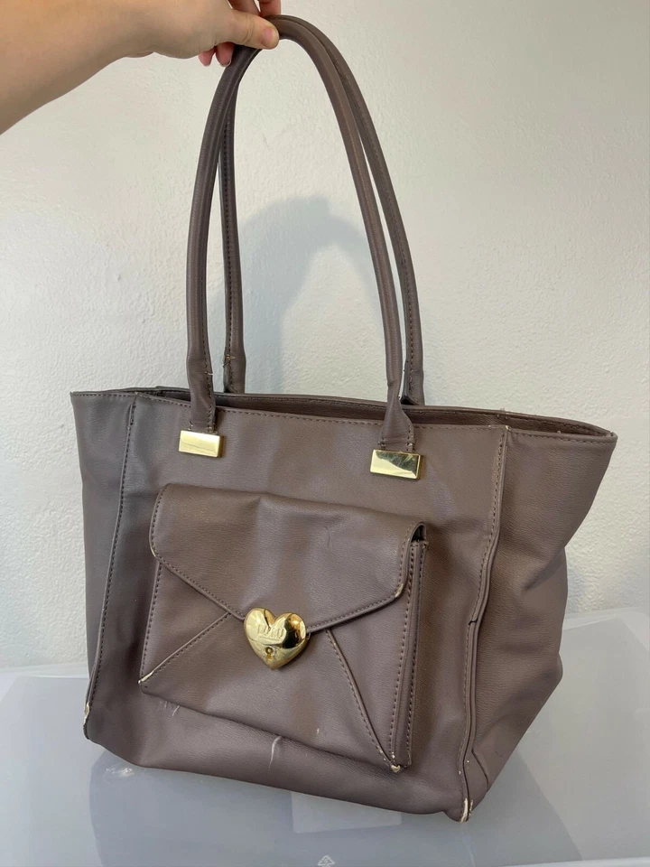 O Lulu by lulu Guinnes Purse Maeve Locket Medium Tote Handles - Image 3 of 4
