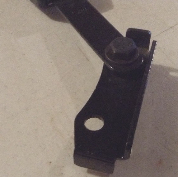 FREEDMAN RV BUS RIGHT HAND/CURB SIDE SEAT BELT BUCKLE WITH MOUNTING BRACKET 1509