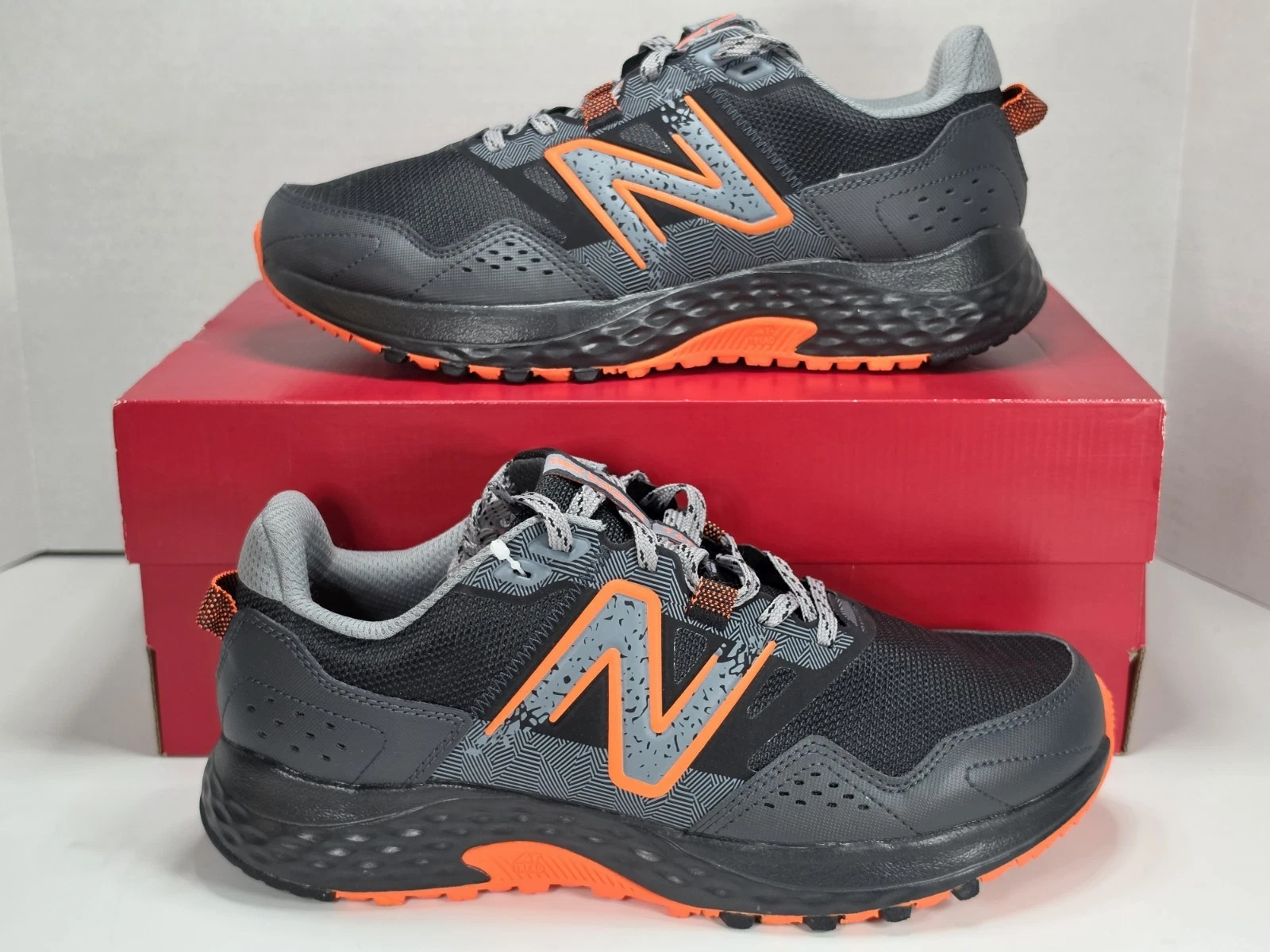 New Balance 410v8 Trail Running Shoes Sz 8 4E Wide Black/Red MT410LO8