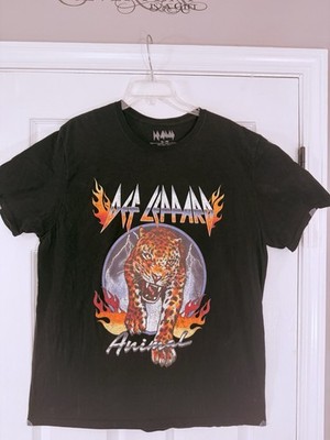 Def Leppard Animal Cheetah Band Concert T-shirt  Extra Large     
