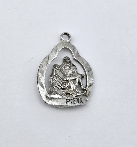 VTG Michelangelo Pieta Sterling Silver 3D Pieta Religious Charm Pendant - 2.1g