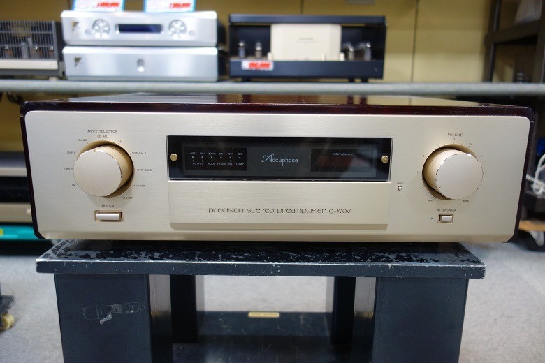 Accuphase C-290 vintage audio equipment - eBay listing photo 2