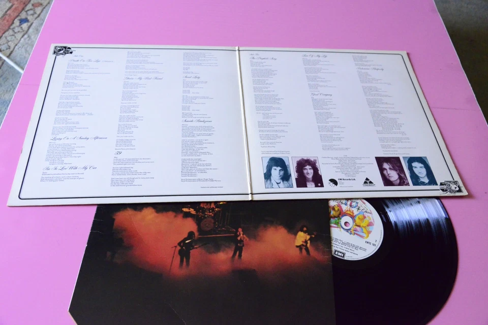 Queen A Night at the Opera · Lp · 1975, foto 2 di 2