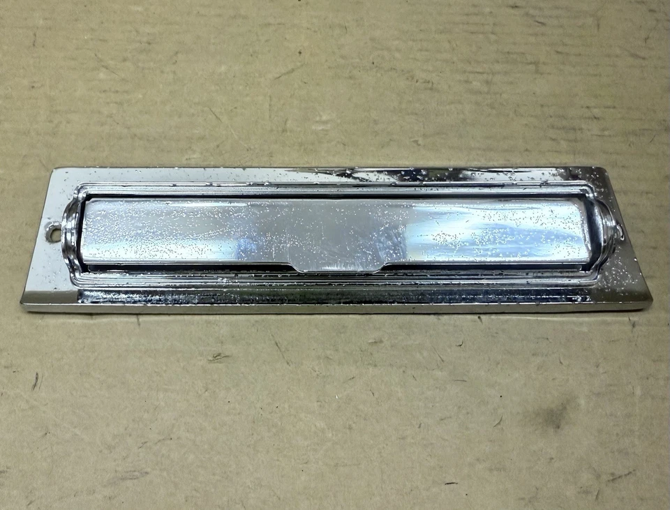 Buick LeSabre Electra Wildcat 1965-1967 tablero central ventilación de aire acondicionado Foto 4 de 4