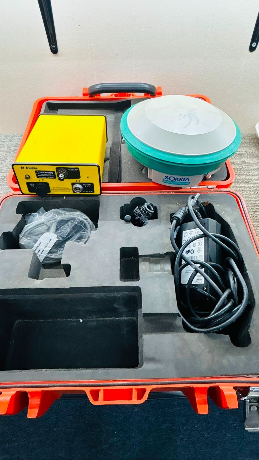 Trimble SiteNet 900 with Sokkia GSR2700 IS GNSS RTK Receiver Kit 202523