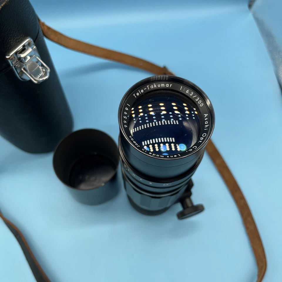 Asahi PENTAX Tele Takumar 300mm F/6.3 MF lens w/ Case Hood Tripod Collar JAPAN - Image 3 of 4