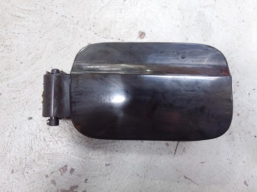 MERCEDES C CLASS FUEL DOOR / FILLER W204, 2007-01/15 07 08 09 10 11 12 13 14 15