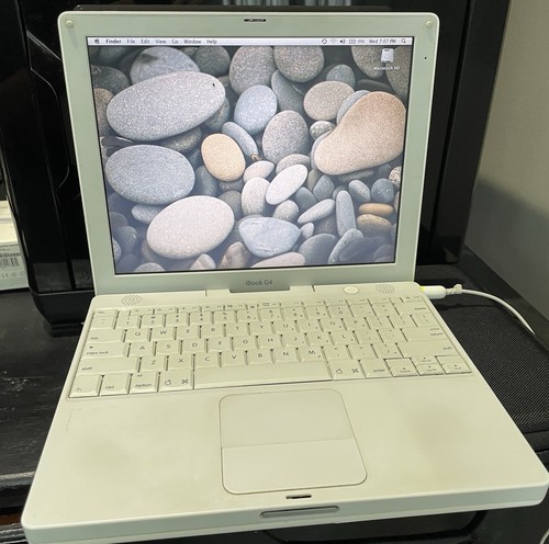 Apple iBook G4 12.1" Laptop - G4 1.2ghz 256mb Ram 40gb Hdd Os X 10.5