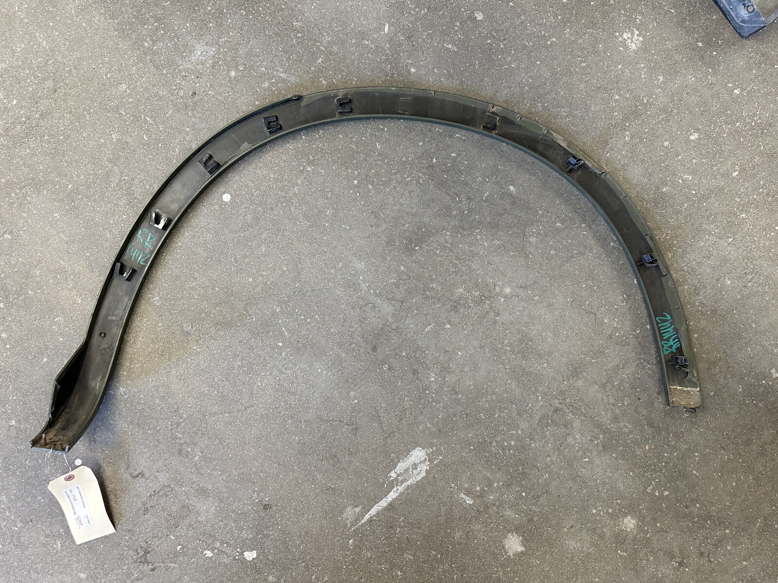 2017 - 2021 Maserati Levante M161 Rear Right Wheel Arch Flare Moulding OEM